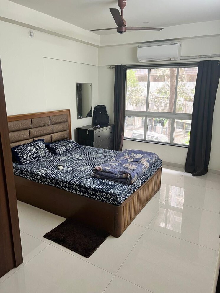 Bedroom, kanakia-silicon-valley 3 Bedroom 991 Sq.Ft. Apartment In Powai Mumbai 8010839