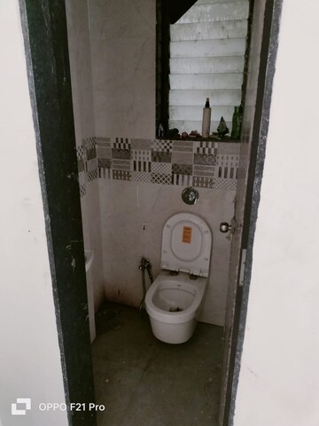 Washroom in  Shop at Matoshree Swaroop Celesta, Vile Parle East – for Rent