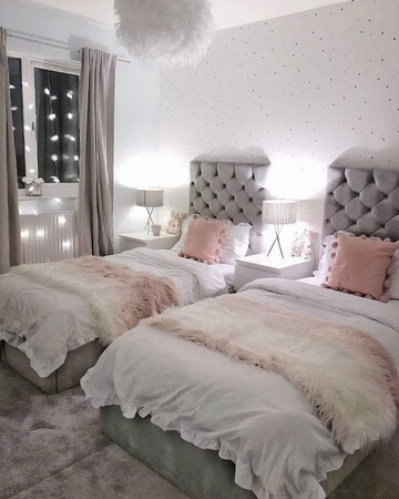 Bedroom in 1.5 BHK Builder Floor at Krishna Nagar – for Rent