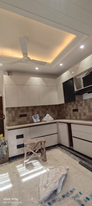 Kitchen in 3 BHK Builder Floor at SS Southend Floors, South City 2 – for Rent