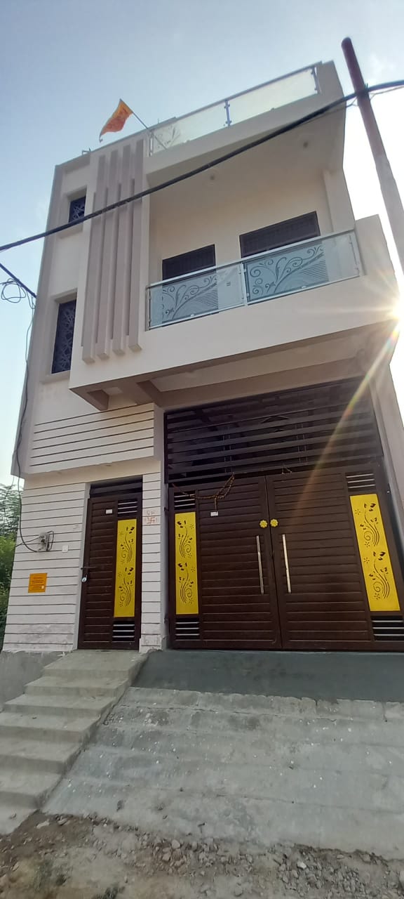 3 BHK + Extra Room Independent House For Sale in Jhalwa