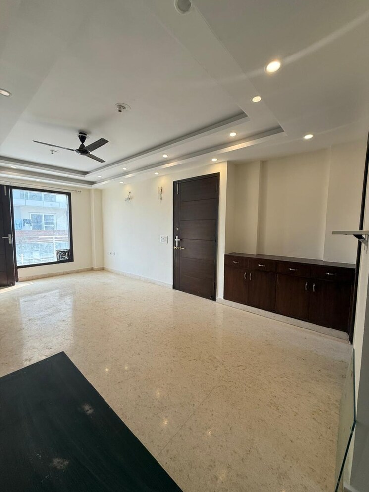 Living Room, unitech-south-city-ii 3 Bedroom 1326 Sq.Ft. Builder Floor In Sector 50 Gurgaon 8011064