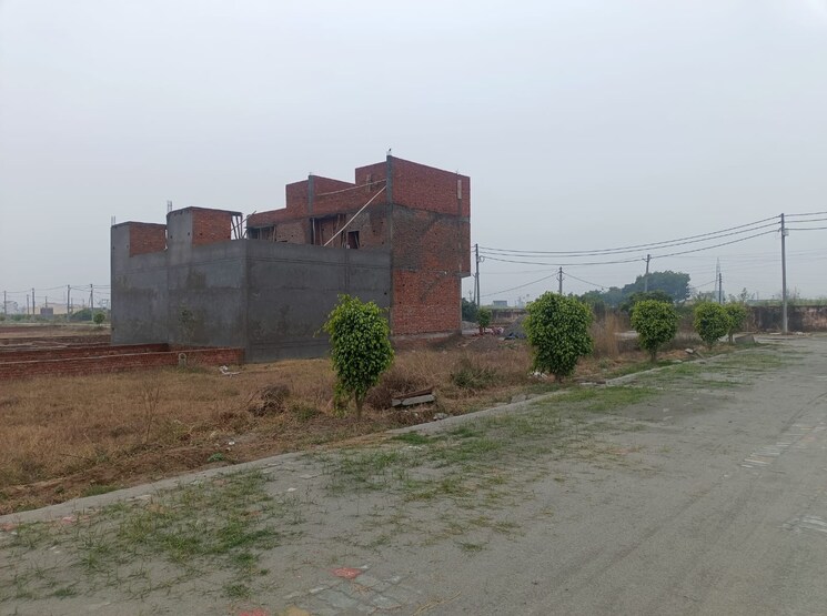 Exterior View, nh 58  125 Sq.Yd. Plot In Nh 58 Meerut 8011094