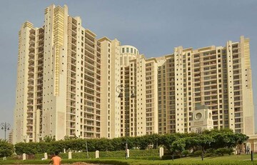 4 BHK Apartment – Exterior View View at DLF The Summit, Dlf Phase V - for Rent