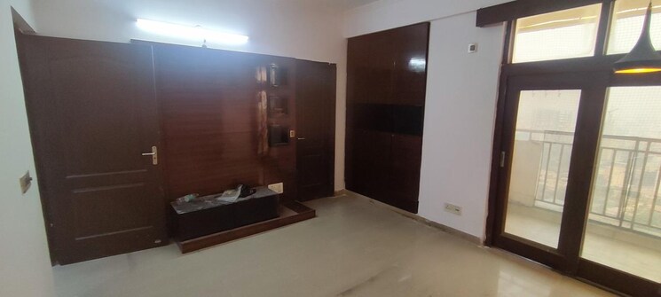 Room, paramount-symphony 3.5 Bedroom 1895 Sq.Ft. Apartment In Sain Vihar Ghaziabad 8011157