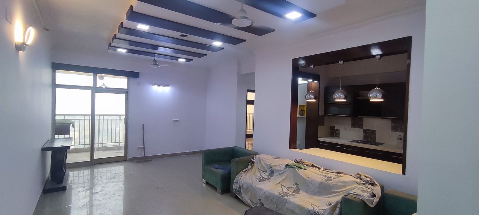 3.5 BHK + Study Room Apartment For Sale in Paramount Symphony