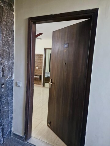 Building Lobby in 1 BHK Apartment at Ansal Sushant Lok I, Sector 43 – for Rent