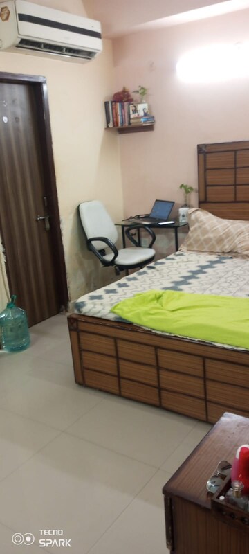 Bedroom in 2 BHK Apartment at Kumar Primavera, Wadgaon Sheri – for Rent