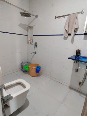Attached Bathroom in 3 BHK Apartment at Summit Apartment, Goregaon East – for Sale