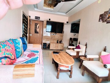 Living Room in 3 BHK Apartment at Summit Apartment, Goregaon East – for Sale