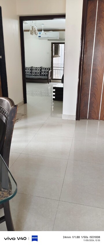 Room in 2 BHK Apartment at Dhaval Sunrise Orlem, Malad West – for Rent