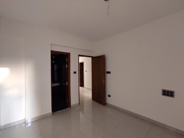 Room in 2.5 BHK Apartment at Banaswadi – for Sale