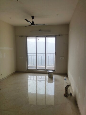 Room in 2 BHK Apartment at Vihang Vermont, Ghodbunder Road – for Rent