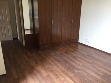 Bedroom in 4 BHK Apartment at DLF Westend Heights, Sector 53 – for Rent