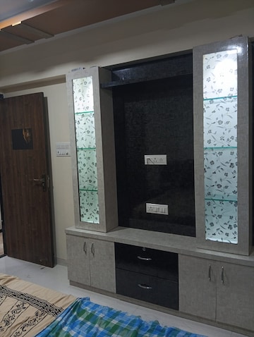 Furnished Amenities in 3 BHK Apartment at Hiranandani Gardens, Powai – for Sale