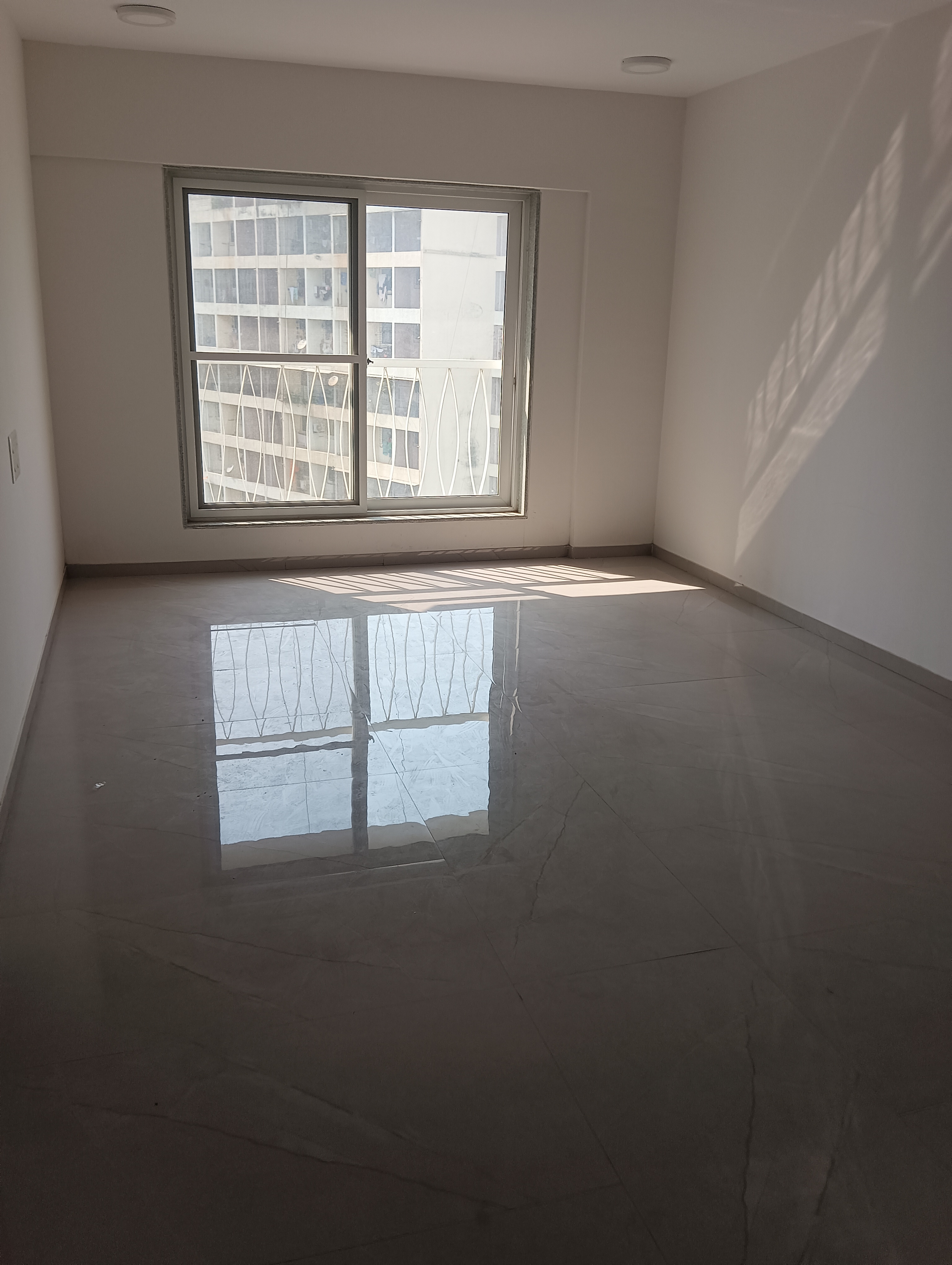 2 BHK Apartment For Sale in Solitaire Heights