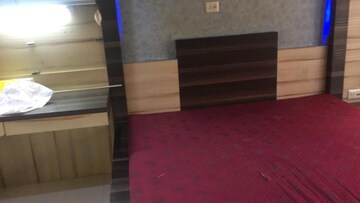 Furnished Amenities in 1 BHK Apartment at Bimbisar Nagar, Goregaon East – for Rent