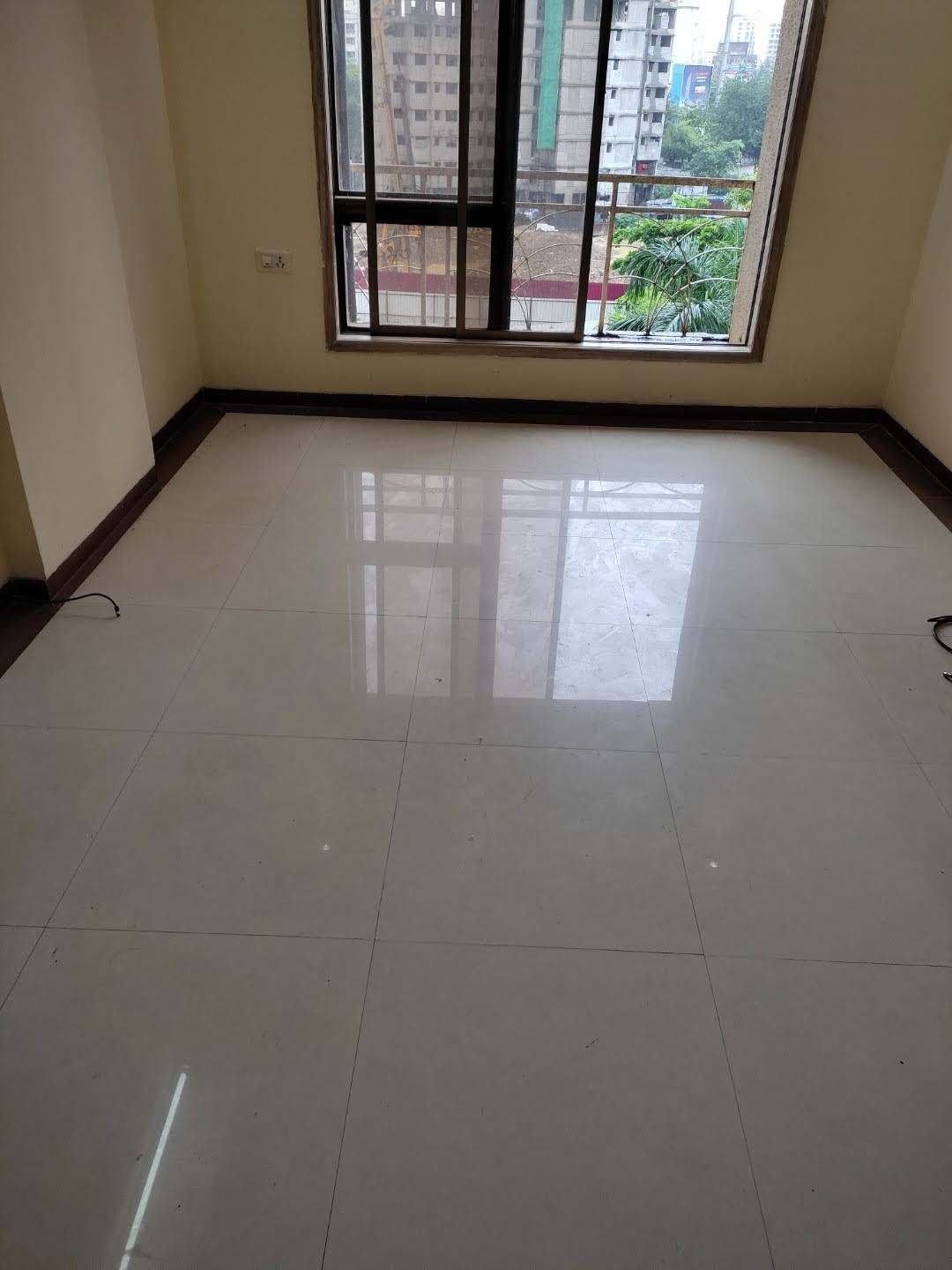 1 BHK 685 Sq.Ft. Apartment in Symphony Towers Kandivali West