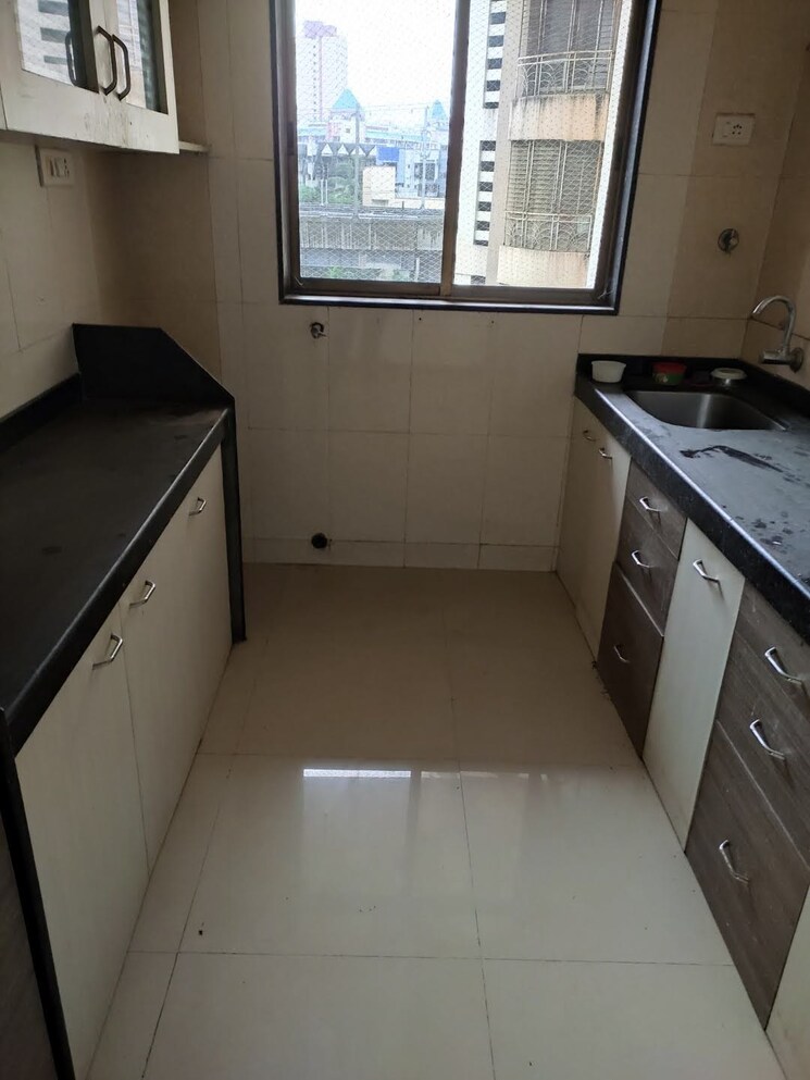 Kitchen, symphony-towers-kandivali-west 1 Bedroom 685 Sq.Ft. Apartment In Kandivali West Mumbai 8011567