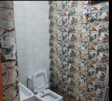 Bathroom in 2 BHK Builder Floor at Nirman Vihar – for Rent