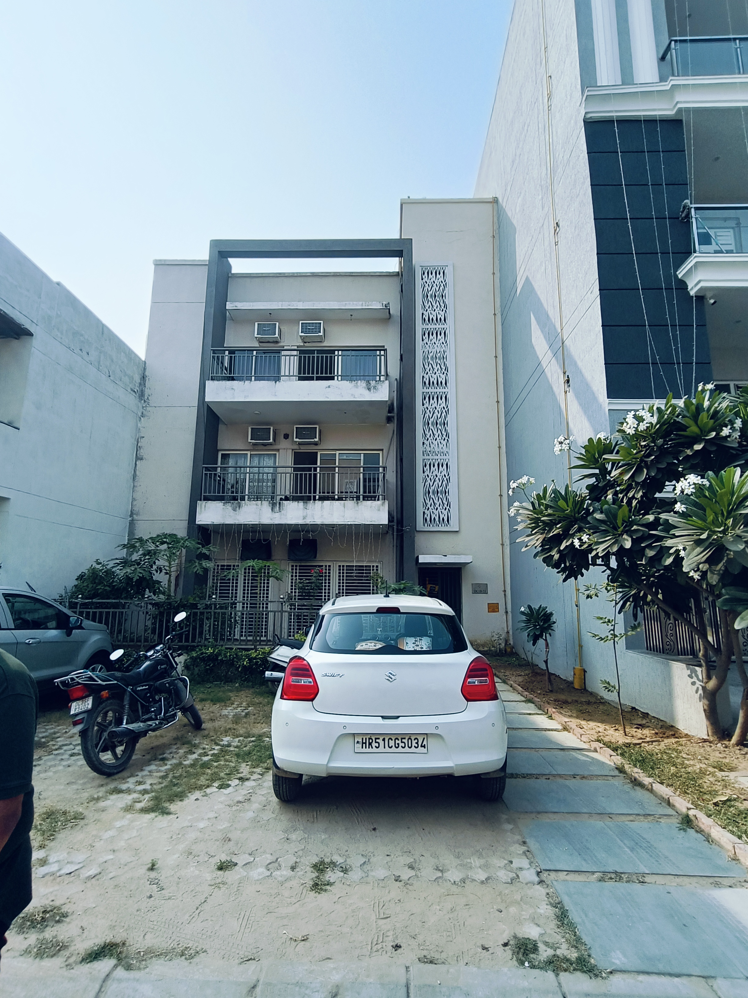 3 BHK + Extra Room Villa For Sale in Puri Aman Vilas