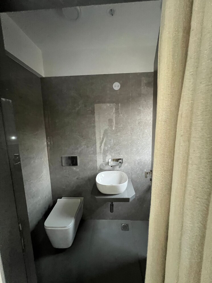 Bathroom, tricity-natraj 3 Bedroom 1100 Sq.Ft. Apartment In Chembur Mumbai 8011631