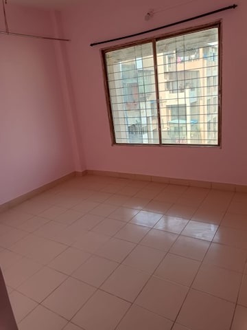 Room in 1 BHK Apartment at Karan Ashiyana, Wadgaon Sheri – for Sale