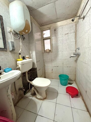 Bathroom in 2.5 BHK Apartment at Nirala Aspire, Sector 16 Greater Noida – for Sale