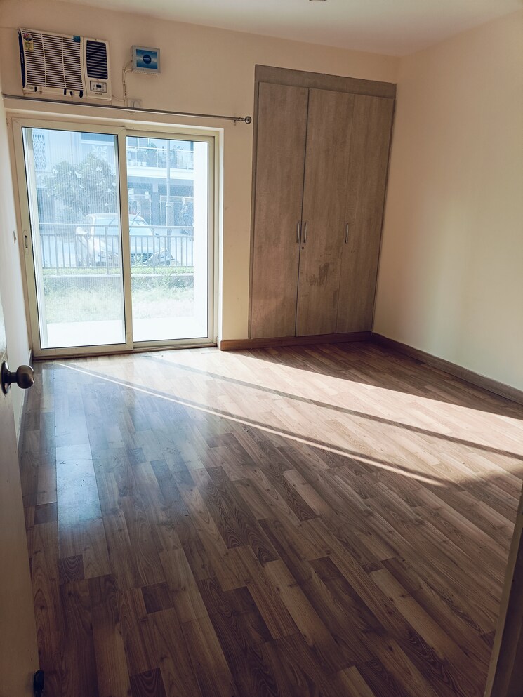 Room, puri-aman-vilas 3 Bedroom 1550 Sq.Ft. Villa In Sector 89 Faridabad 8011653