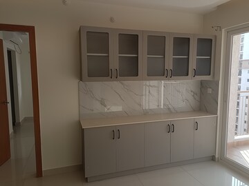 Room in 3 BHK Apartment at INDIS Viva City, Kondapur – for Rent