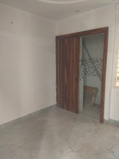 1.5 BHK Builder Floor For Sale in Jai Durga Properties, Utt