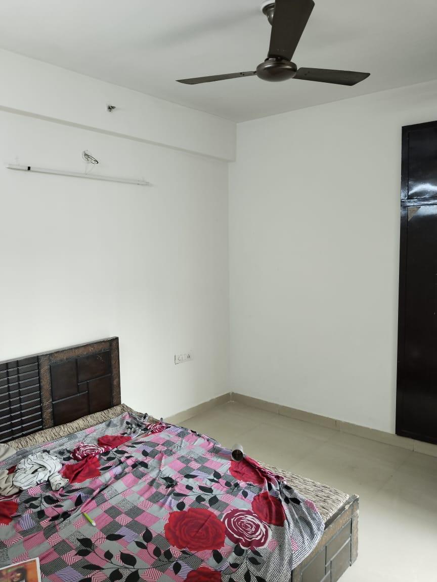 2.5 BHK + Study Room Apartment For Sale in Panchsheel Hynish