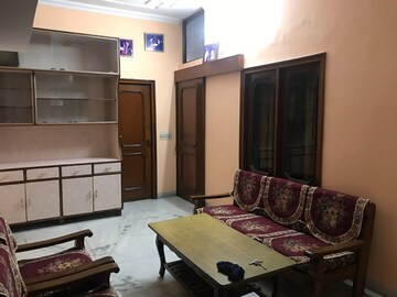 Living Room in 2 BHK Builder Floor at Sector 22 – for Rent