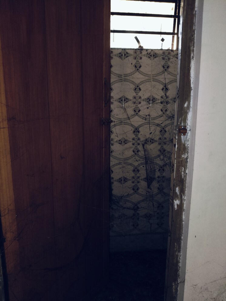 Bathroom, baguiati 2 Bedroom 750 Sq.Ft. Apartment In Baguiati Kolkata 8011775