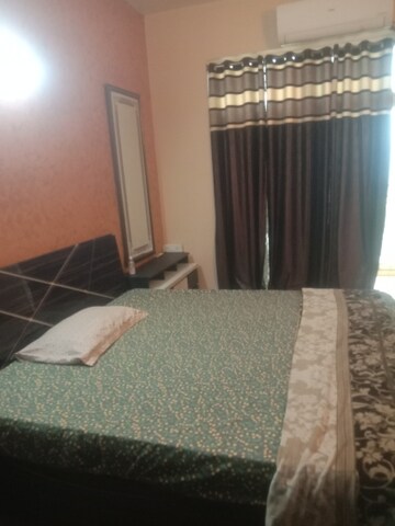Living Room in 2.5 BHK Apartment at Sector 16c Greater Noida – for Rent