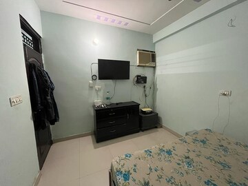 Kitchen in 1 BHK Builder Floor at Sector 68 – for Rent