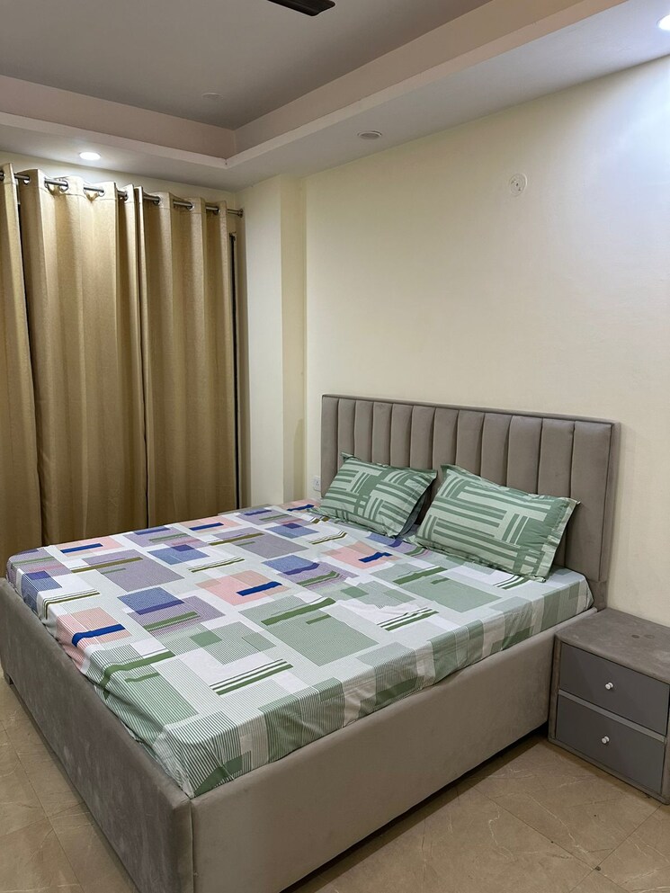 Bedroom, shapoorji-pallonji-joyville-gurgaon 2 Bedroom 824 Sq.Ft. Apartment In Sector 102 Gurgaon 8011839