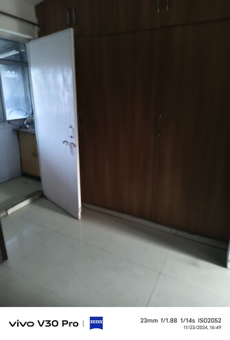 3 BHK Apartment For Resale in Abhinav Apartments Vasundhara Enclave Delhi  8011878