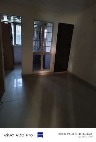 3 BHK Apartment For Resale in Abhinav Apartments Vasundhara Enclave Delhi  8011878