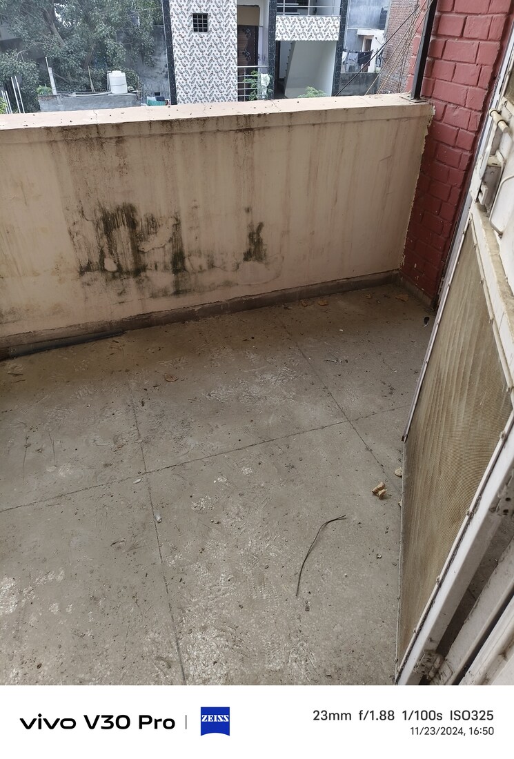 Balcony, vasundhara enclave 3 Bedroom 1500 Sq.Ft. Apartment In Vasundhara Enclave Delhi 8011878