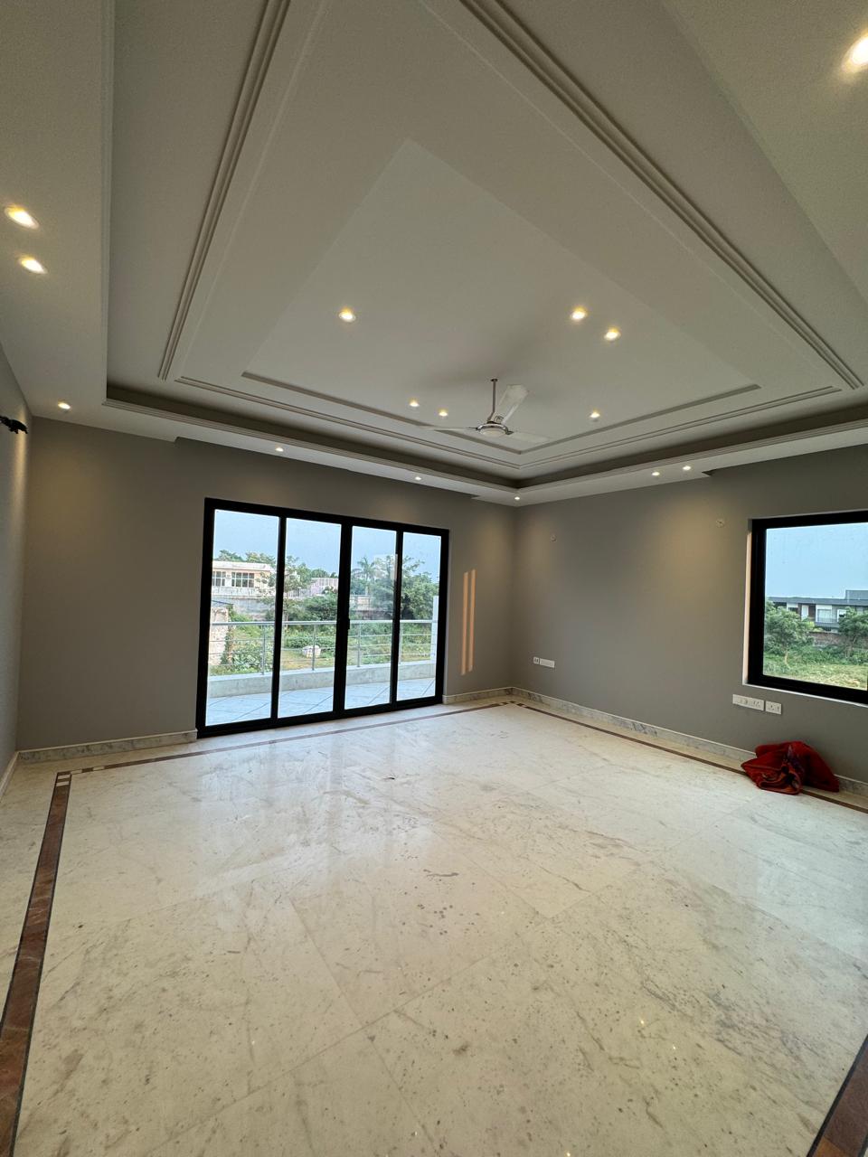 4 BHK + Servant Room Builder Floor For Sale in Panchsheel Park