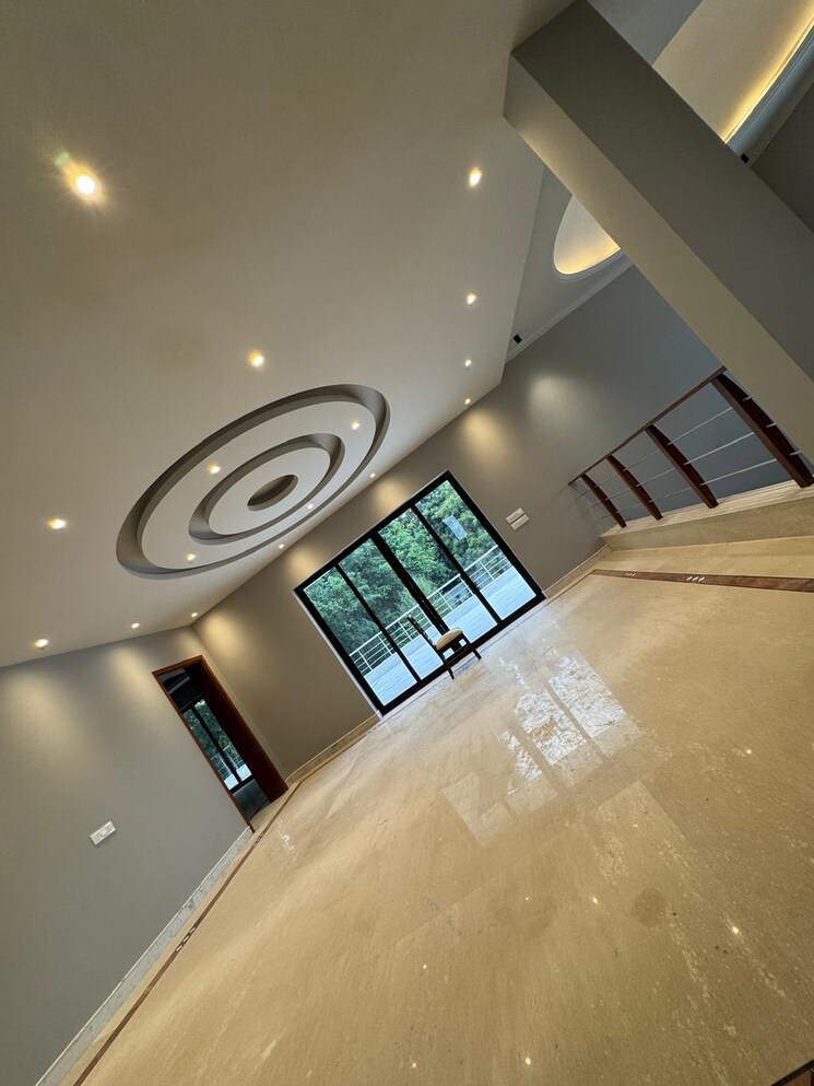 undefined, panchsheel park 4 Bedroom 500 Sq.Yd. Builder Floor In Panchsheel Park Delhi 8011909