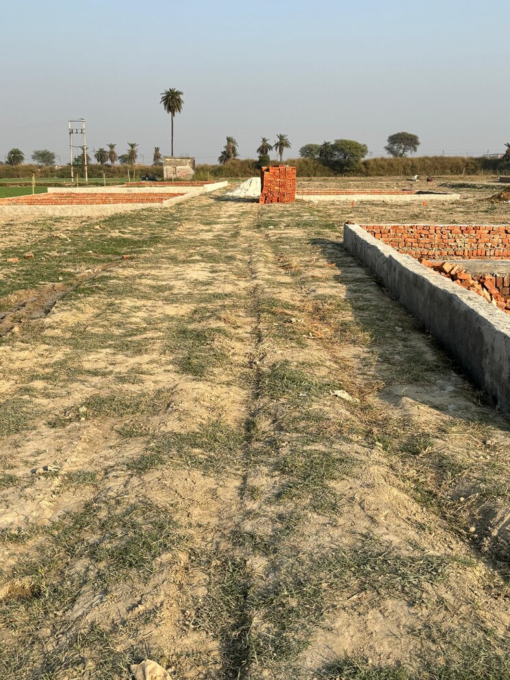 undefined, bhopani village  80 Sq.Yd. Plot In Bhopani Village Faridabad 8011914