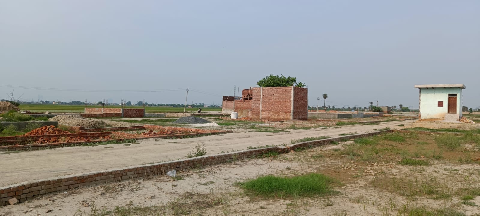Plot For Sale in Bhopani
