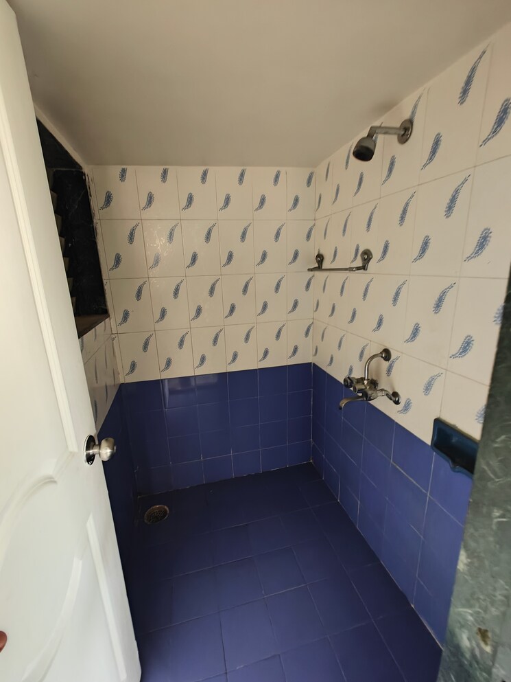 Bathroom, sai-kripa-chs 1 Bedroom 650 Sq.Ft. Apartment In Nerul Navi Mumbai 8011944