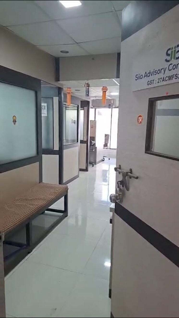 Team Area, andheri west Commercial Office Space 800 Sq.Ft. In Andheri West Mumbai 8011952