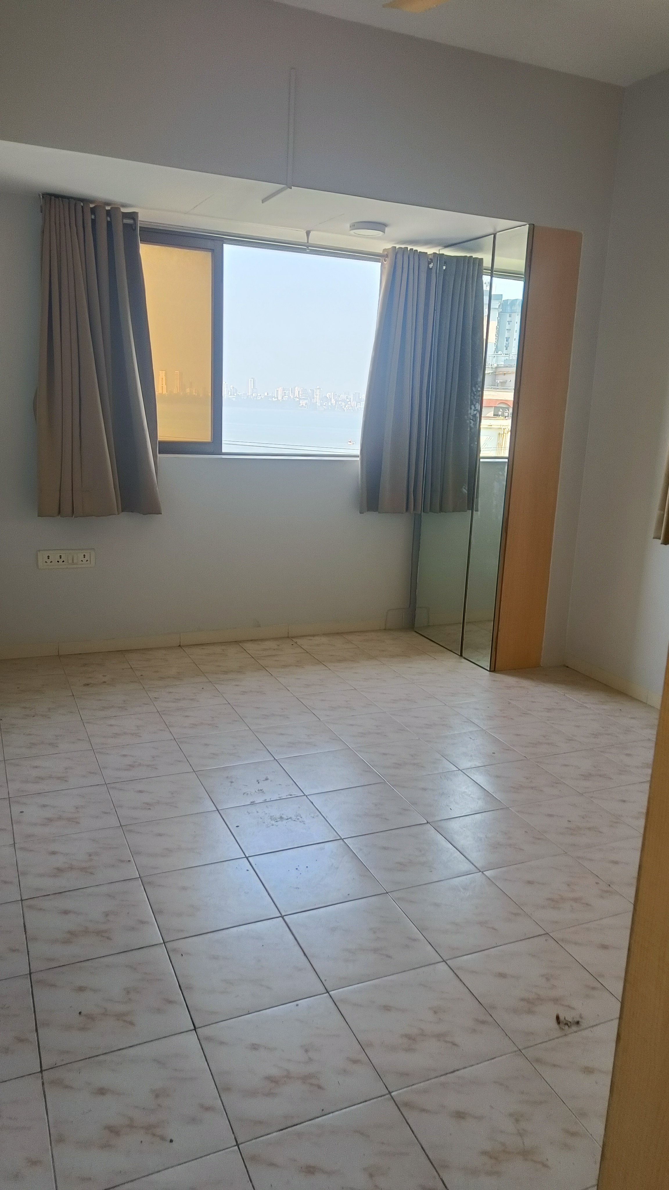 2 BHK + Extra Room Apartment For Sale in Nice Society 