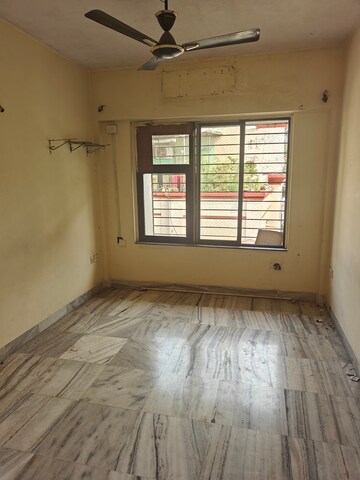 Room in 1 BHK Apartment at Nerul – for Sale
