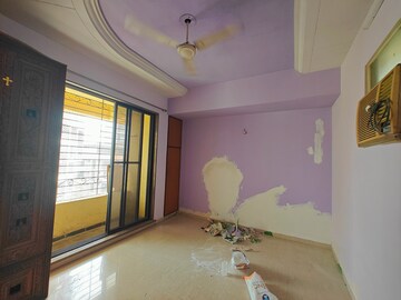 Room in 2.5 BHK Apartment at Sector 28 Nerul – for Sale