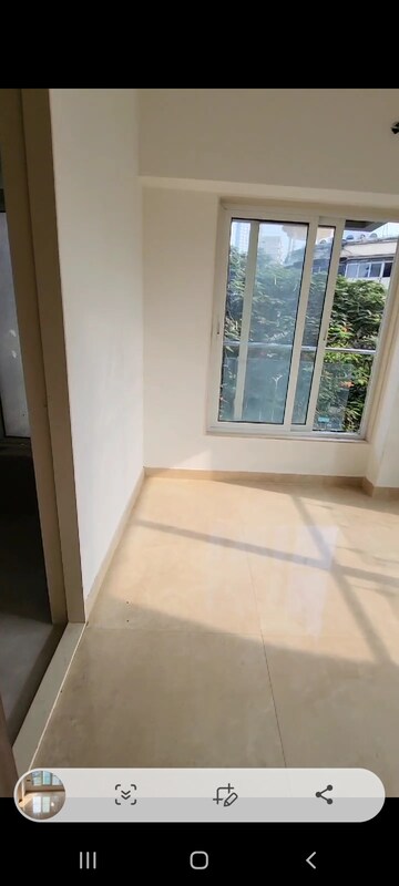 Master Bedroom in 2 BHK Apartment at Dadar West – for Rent